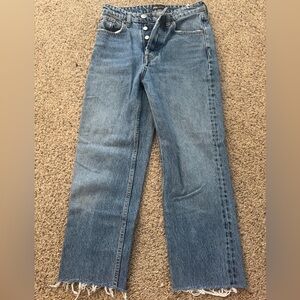 Zara Women’s Straight Blue Jeans